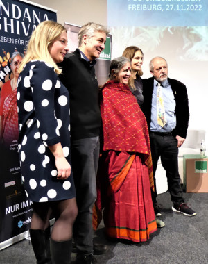 Vandana Shiva zu Besuch in Freiburg