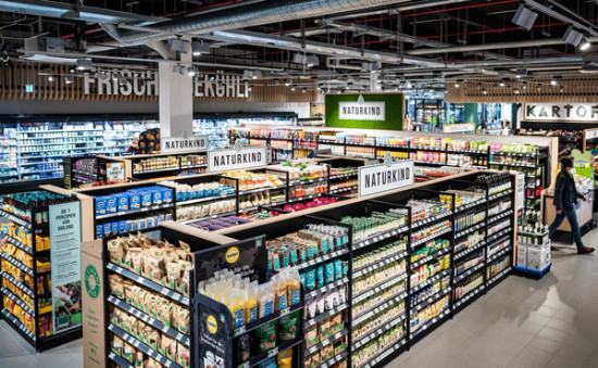 Edeka er&ouml;ffnet 50. Naturkind-Welt