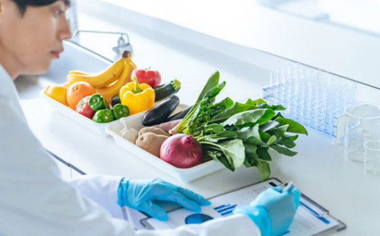 &Ouml;komonitoring 2025: Kaum Pestizidr&uuml;ckst&auml;nde in Bio-Lebensmitteln