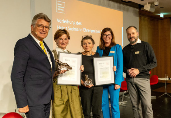 Barbara Scheitz erh&auml;lt Ehrenpreis der Heinz Sielmann Stiftung