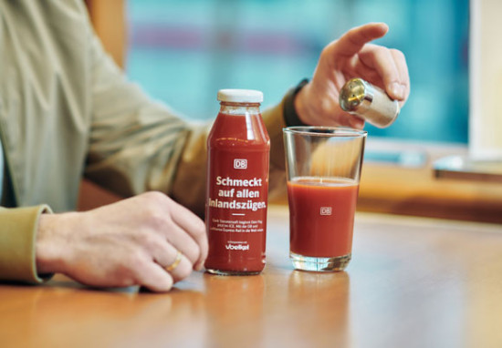DB wirbt mit Voelkel-Tomatensaft f&uuml;r Flughafen-Zubringer