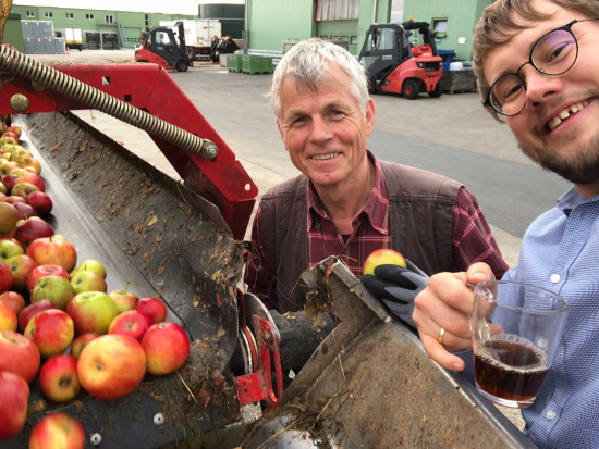 Der erste klimapositive Bio Apfelsaft von Kornkraft Naturkost